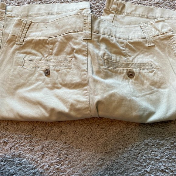Sonoma Khaki Bermuda Shorts - Picture 4 of 5